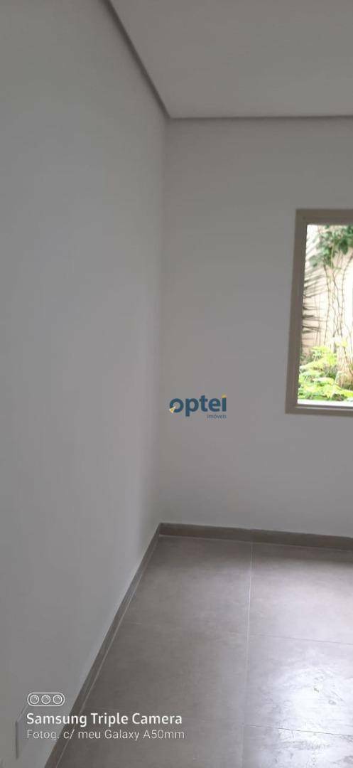 Apartamento à venda com 3 quartos, 70m² - Foto 2