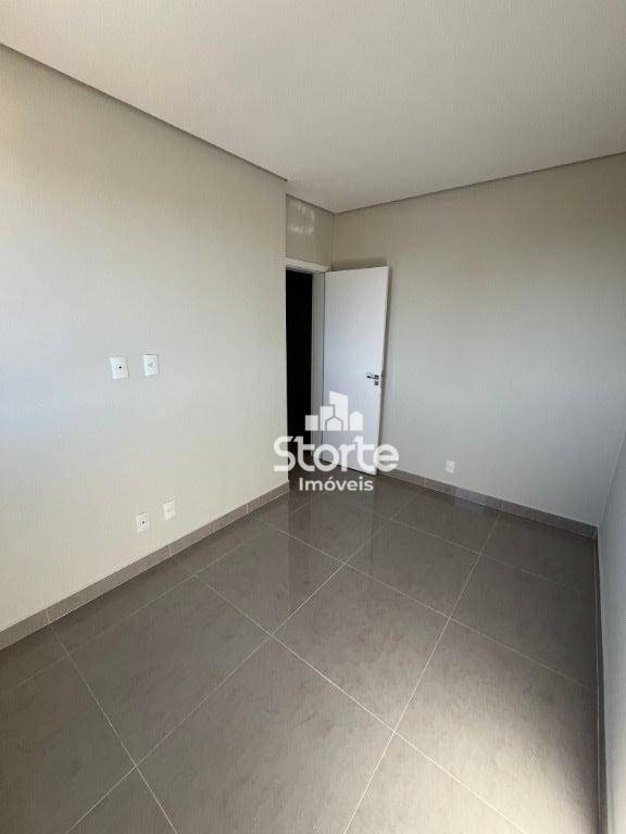 Apartamento à venda com 3 quartos, 110m² - Foto 13