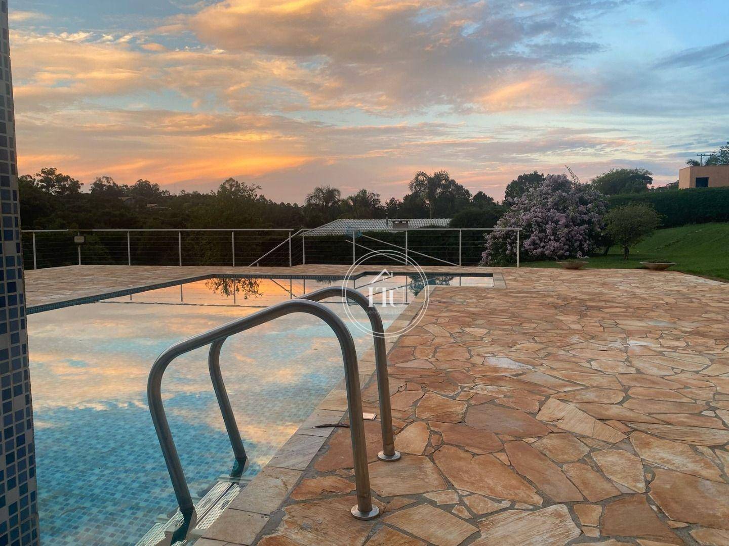 Chácara à venda e aluguel com 6 quartos, 800m² - Foto 22