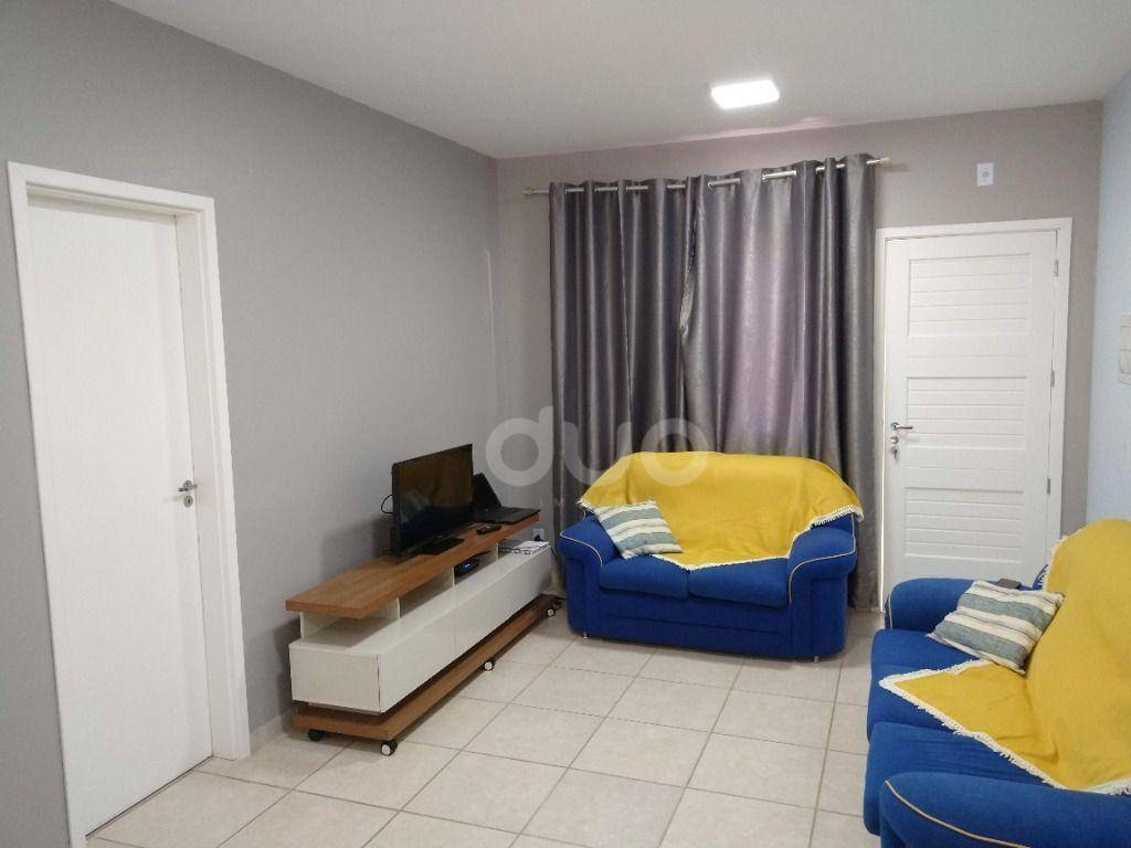 Casa à venda com 2 quartos, 85m² - Foto 1