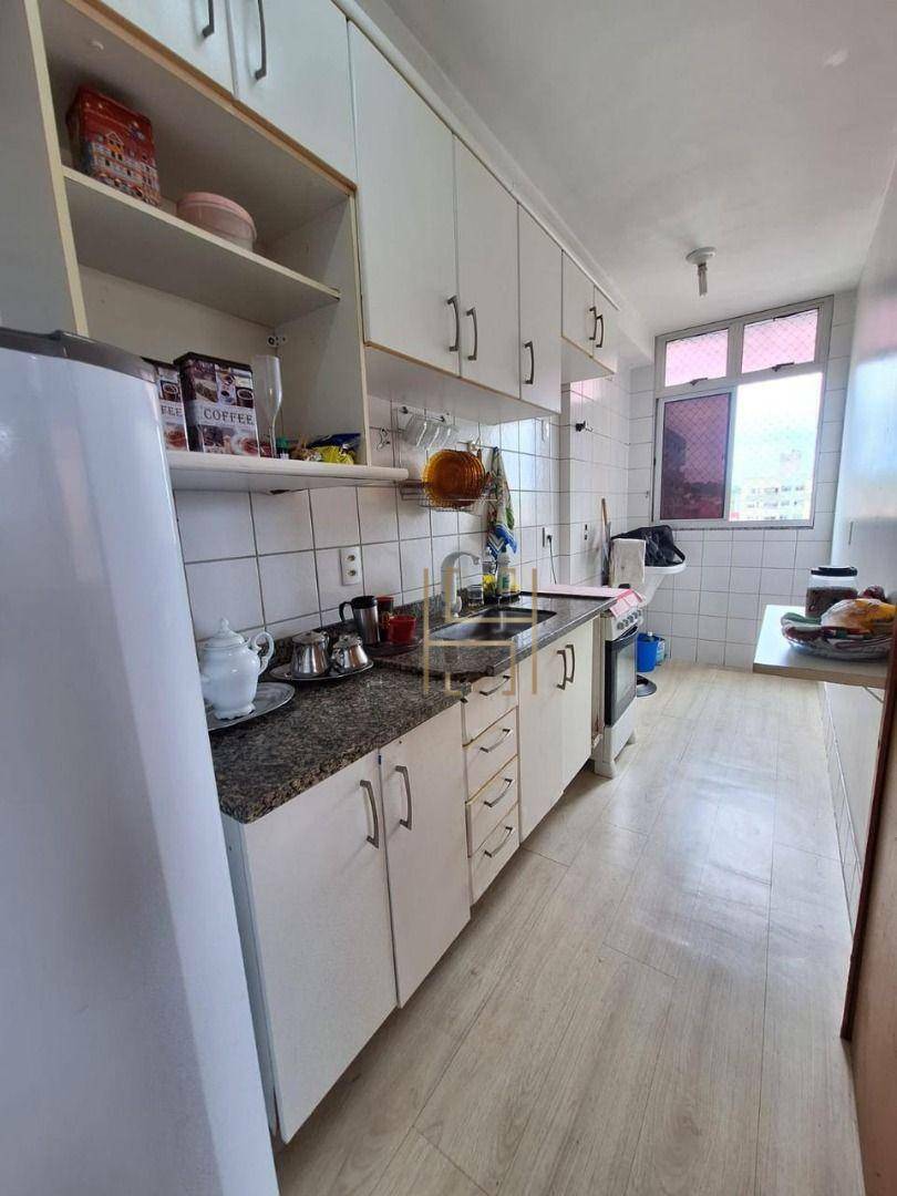 Apartamento à venda com 2 quartos, 1m² - Foto 12