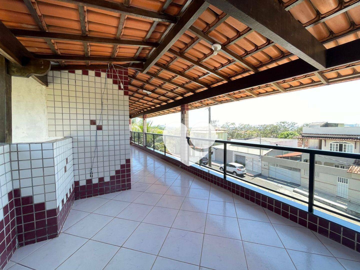 Casa à venda com 4 quartos, 352m² - Foto 18