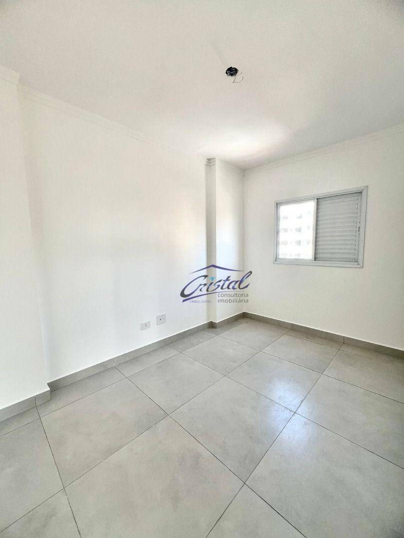 Apartamento à venda com 2 quartos, 79m² - Foto 3