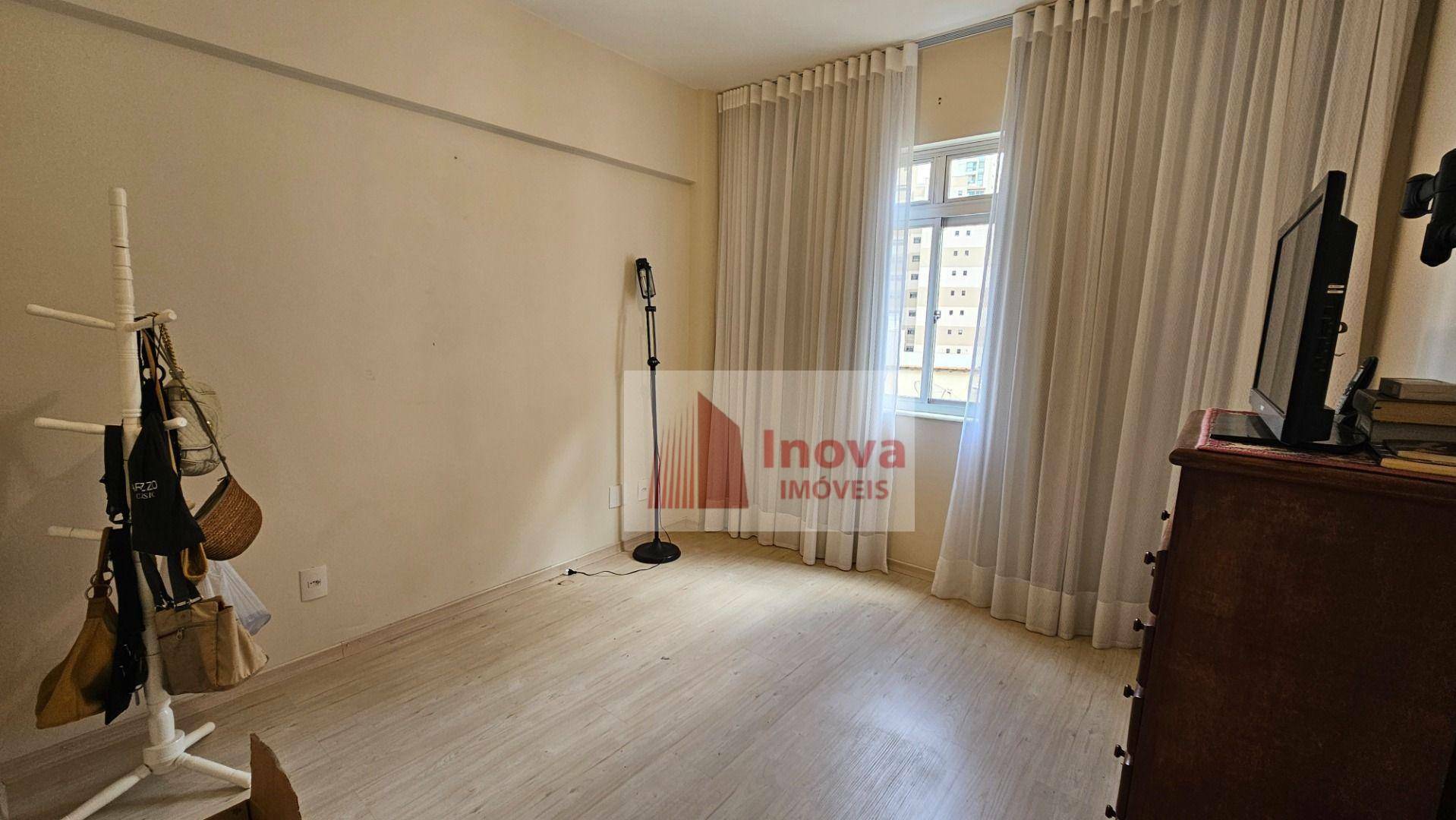 Apartamento para alugar com 2 quartos, 82m² - Foto 13