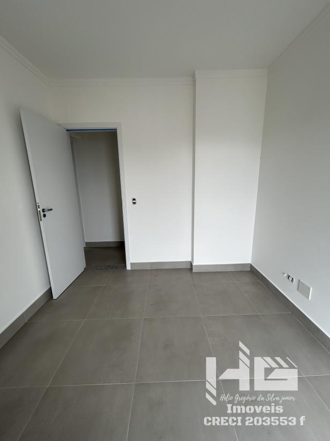 Apartamento à venda com 3 quartos, 98m² - Foto 20