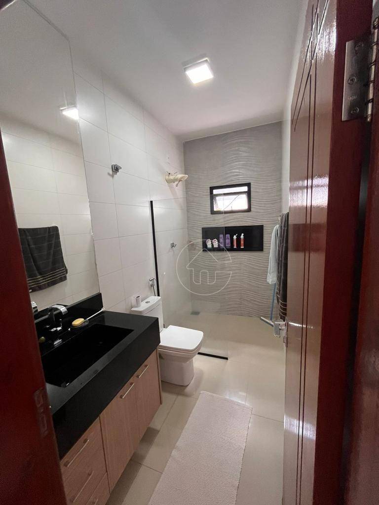 Casa à venda com 3 quartos, 204m² - Foto 17