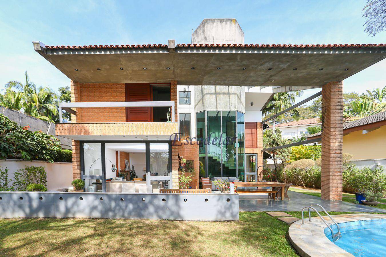 Casa à venda com 4 quartos, 620m² - Foto 10