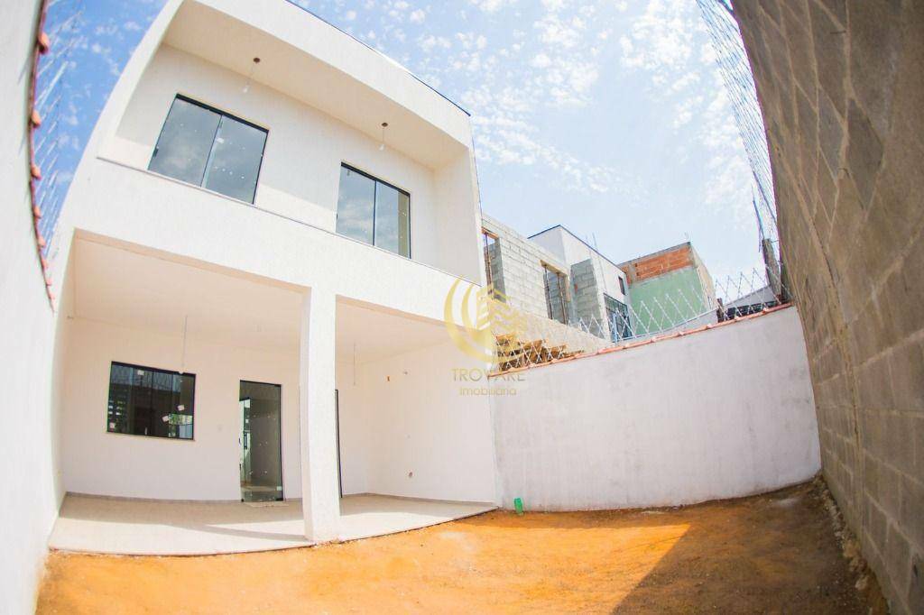 Casa à venda com 3 quartos, 178m² - Foto 11