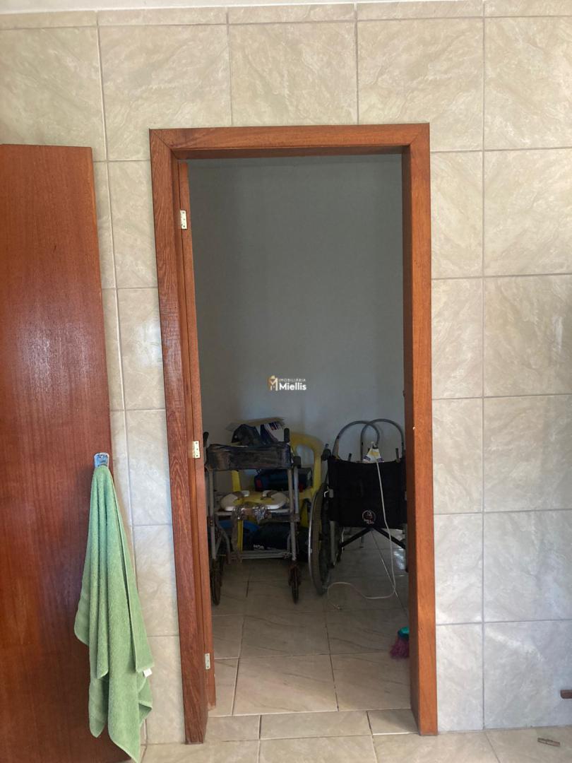 Casa de Condomínio para alugar com 4 quartos, 1000m² - Foto 20