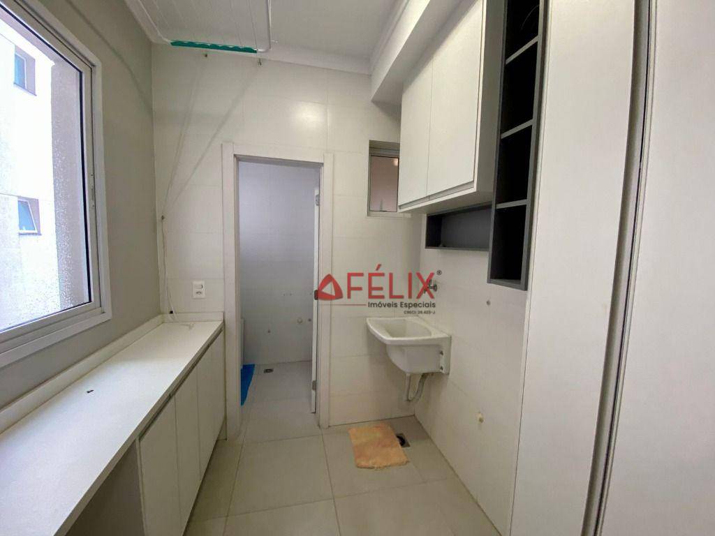 Apartamento à venda com 3 quartos, 142m² - Foto 12