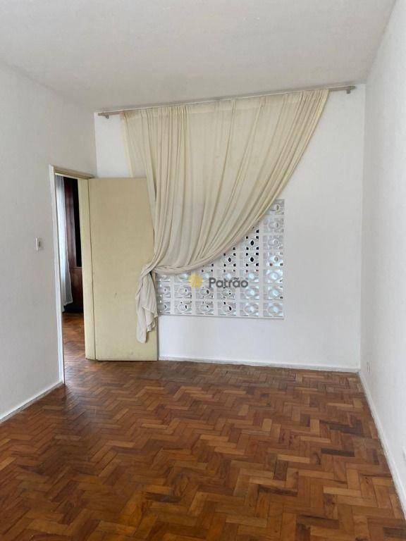 Sobrado à venda e aluguel com 4 quartos, 300m² - Foto 8