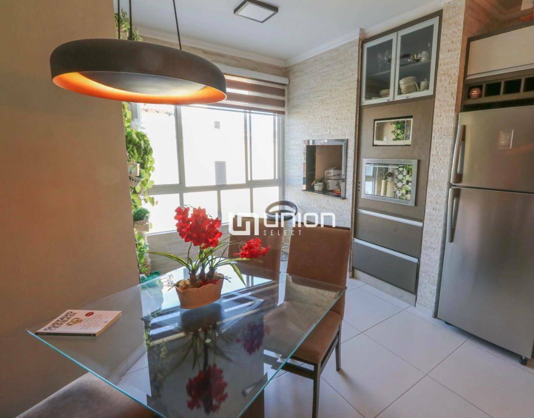 Apartamento à venda com 2 quartos, 68m² - Foto 12