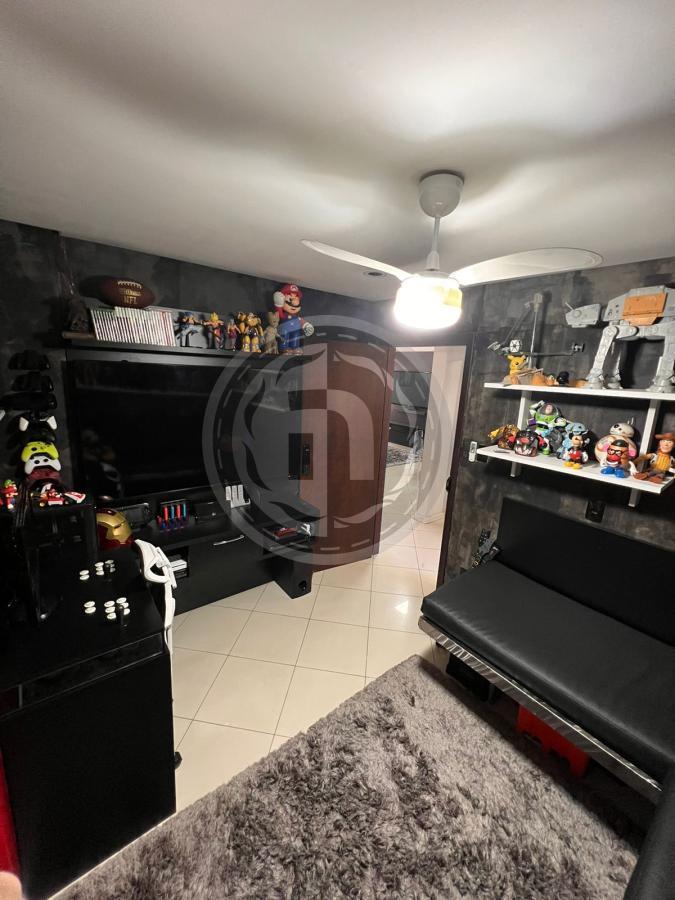 Apartamento à venda com 4 quartos, 205m² - Foto 25