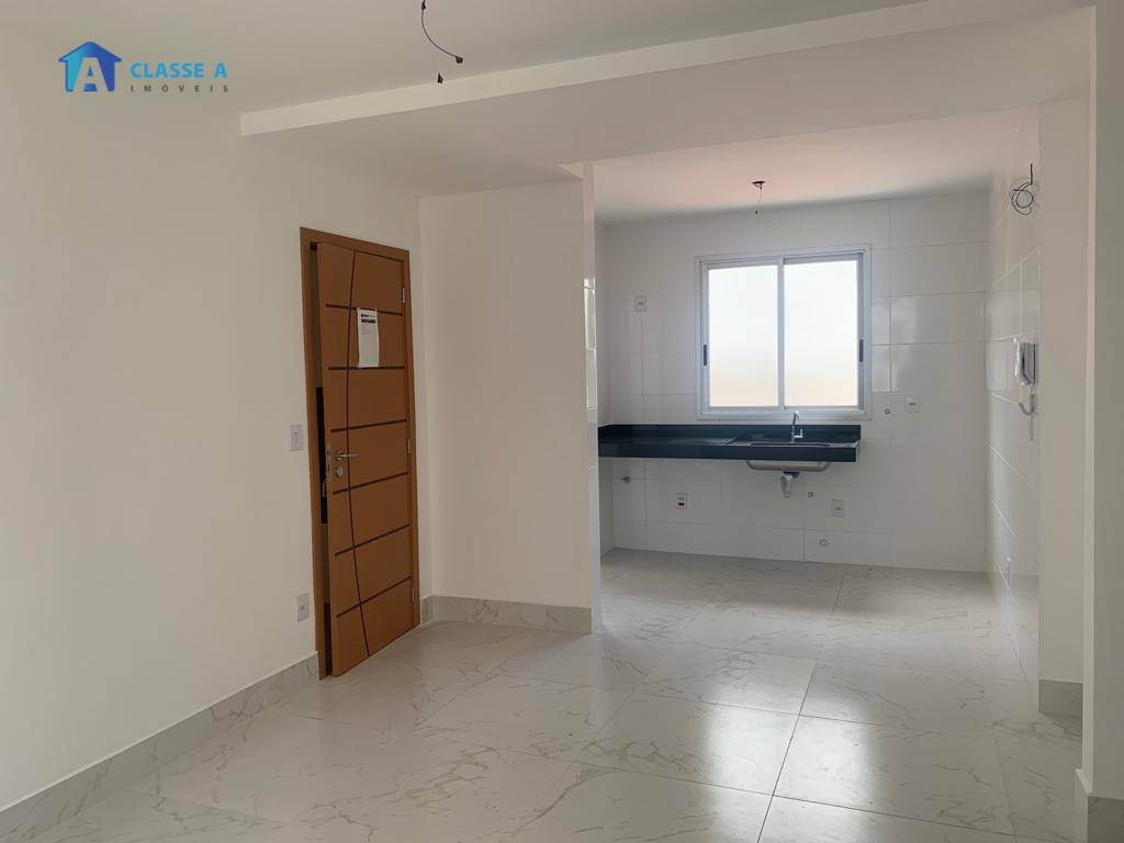 Apartamento à venda com 2 quartos, 62m² - Foto 3