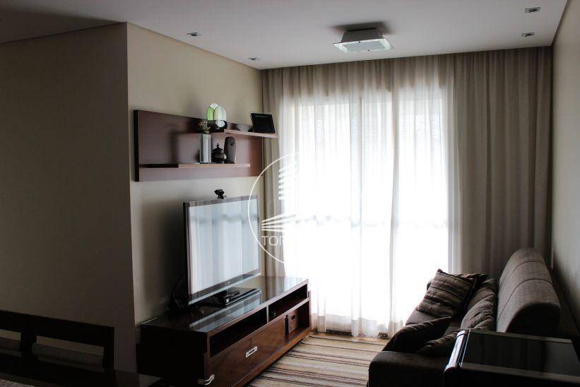 Apartamento à venda com 3 quartos, 69m² - Foto 2