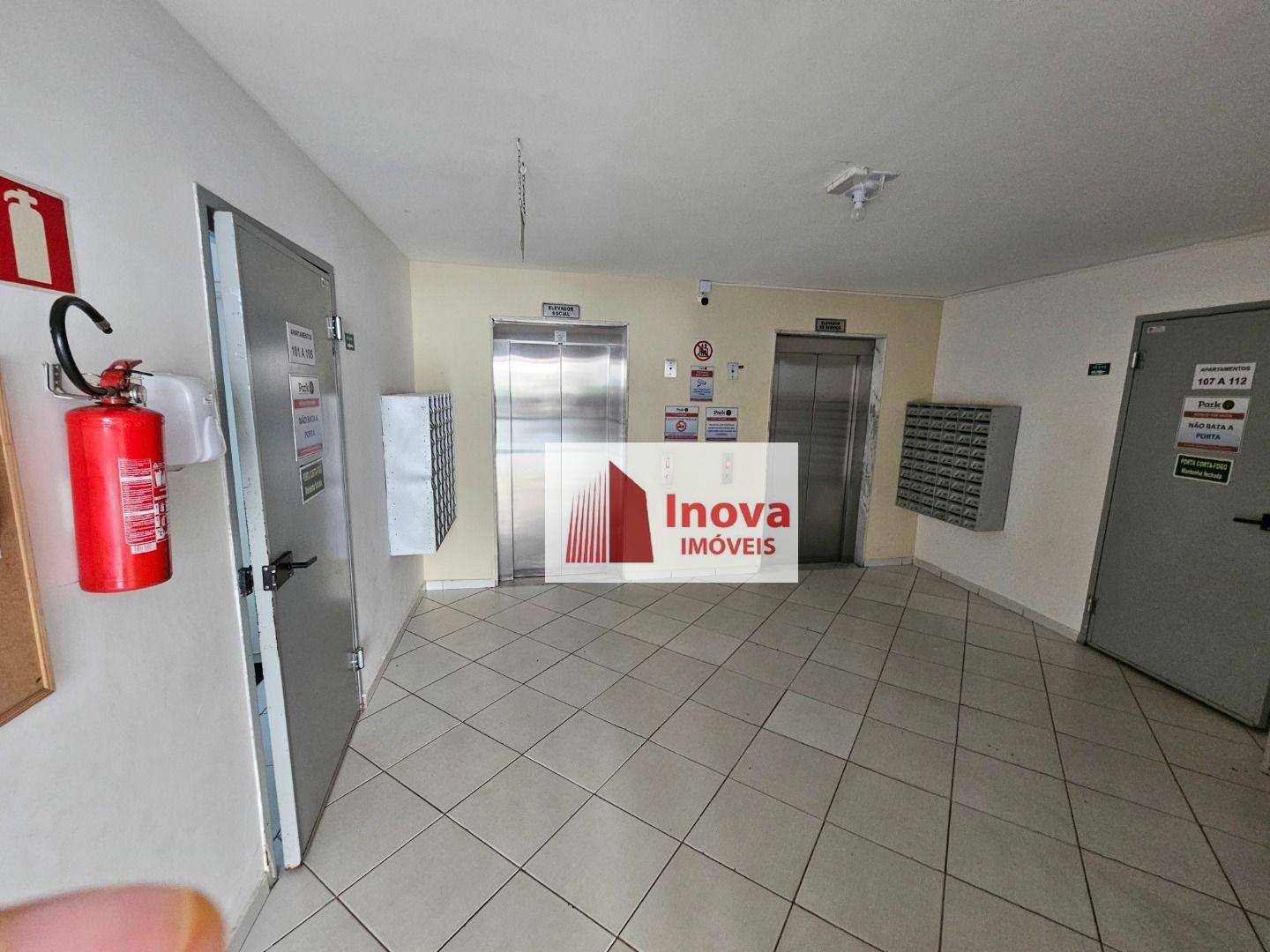 Apartamento à venda com 2 quartos, 60m² - Foto 17