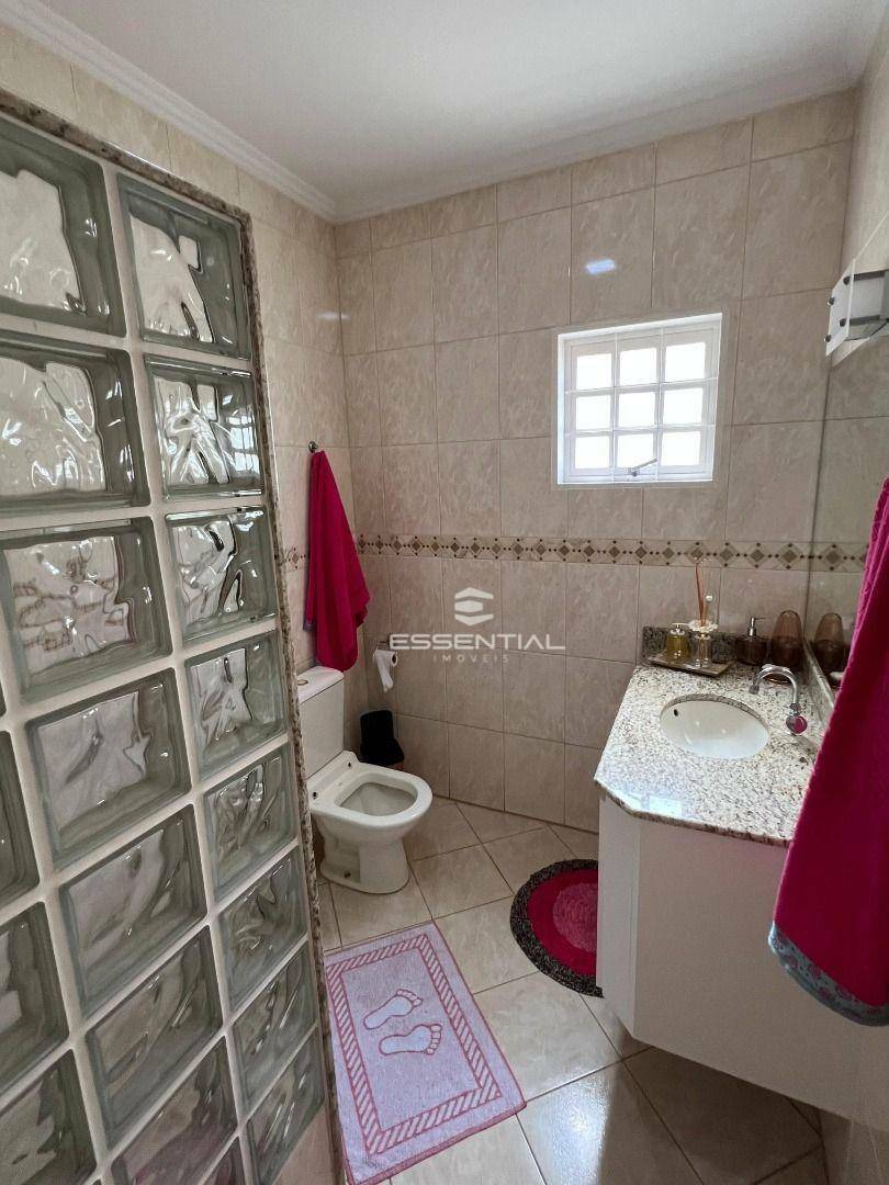 Sobrado à venda com 4 quartos, 220m² - Foto 12