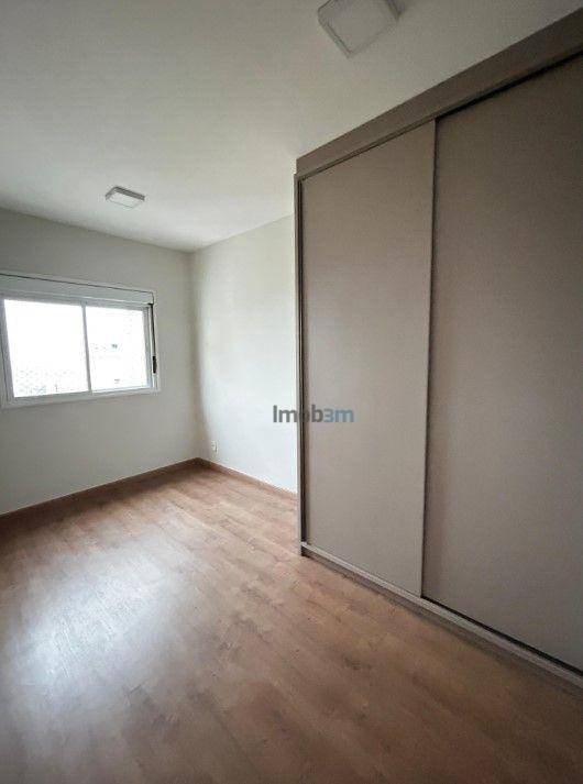 Apartamento para alugar com 3 quartos, 70m² - Foto 8