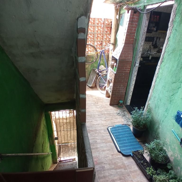 Sobrado à venda com 2 quartos, 36m² - Foto 15