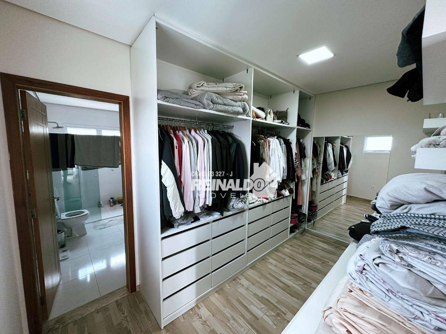 Casa de Condomínio à venda com 4 quartos, 340m² - Foto 13