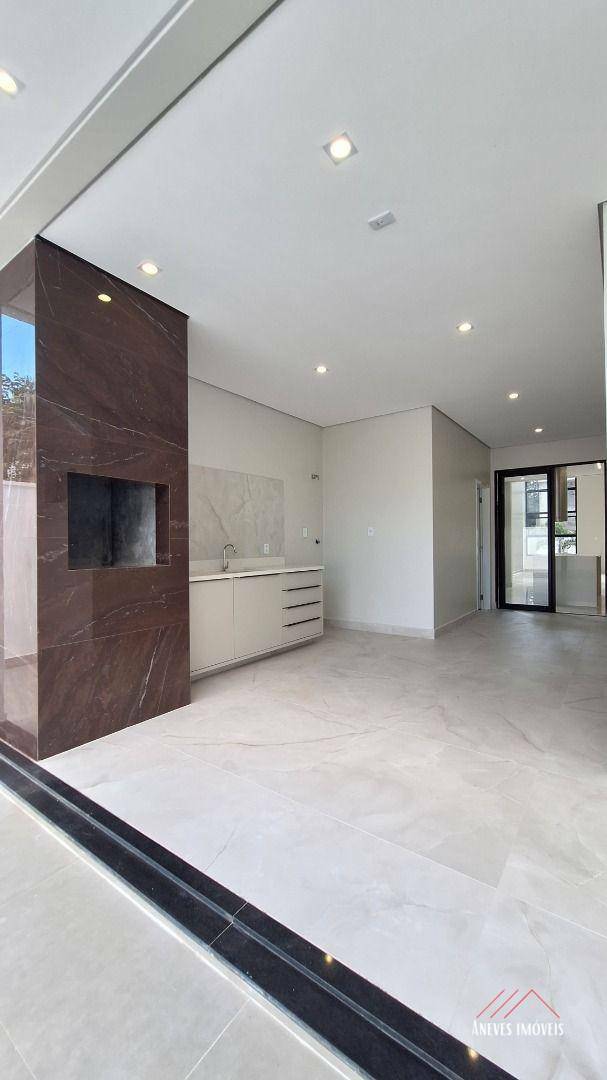 Casa de Condomínio à venda com 3 quartos, 217m² - Foto 17