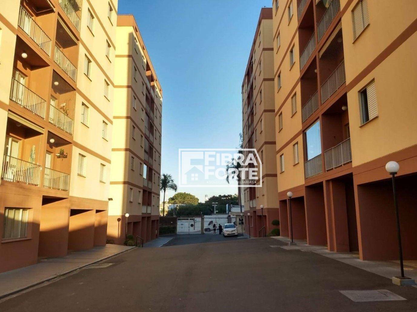 Apartamento à venda com 3 quartos, 75m² - Foto 1