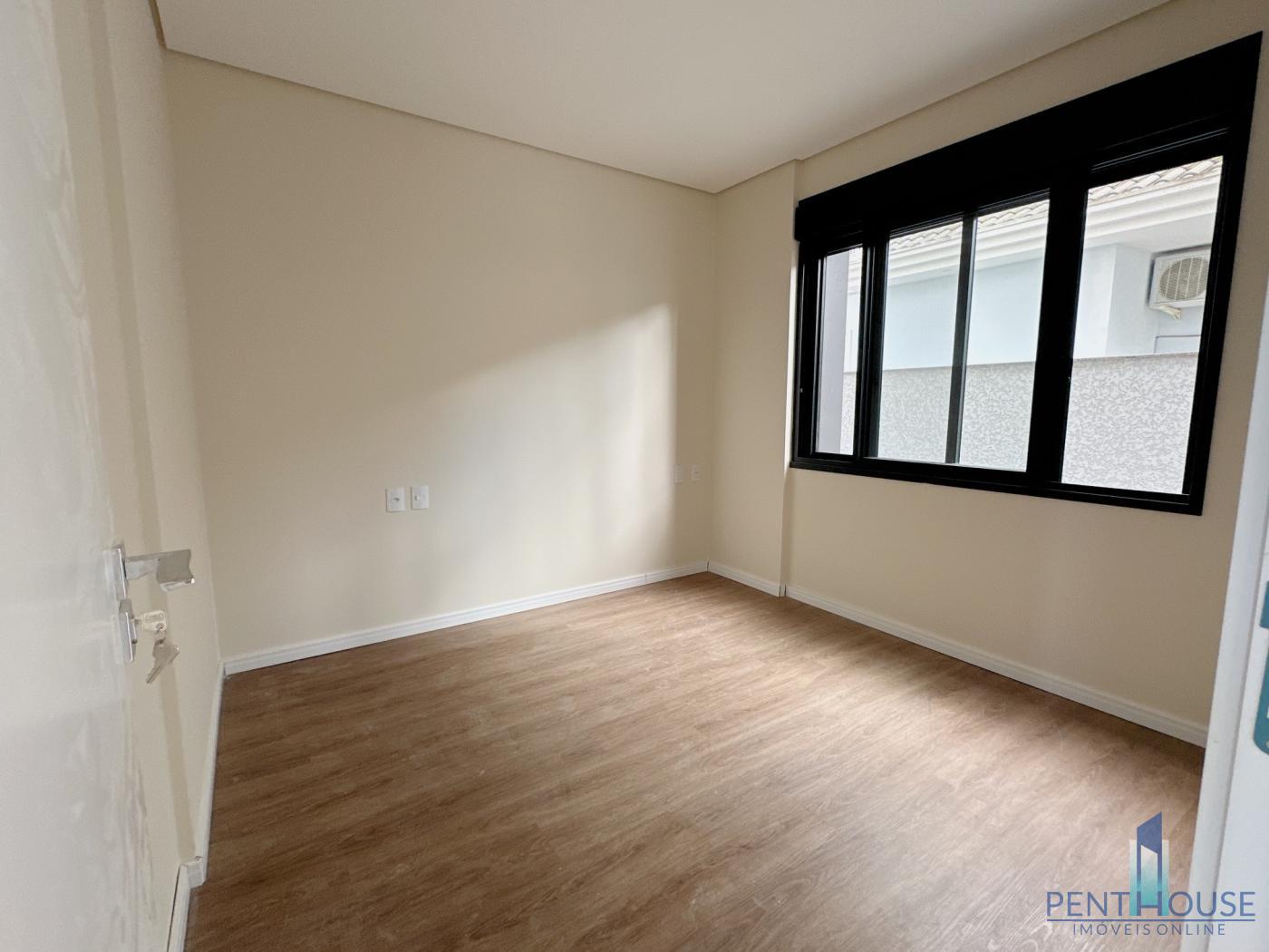 Casa de Condomínio à venda com 4 quartos, 330m² - Foto 18