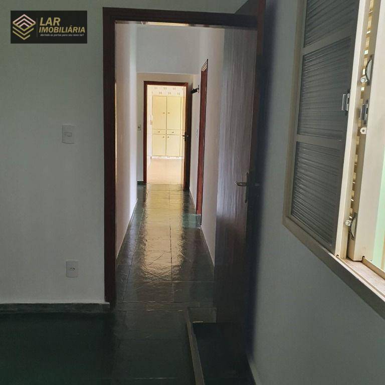 Casa à venda com 4 quartos, 200m² - Foto 6