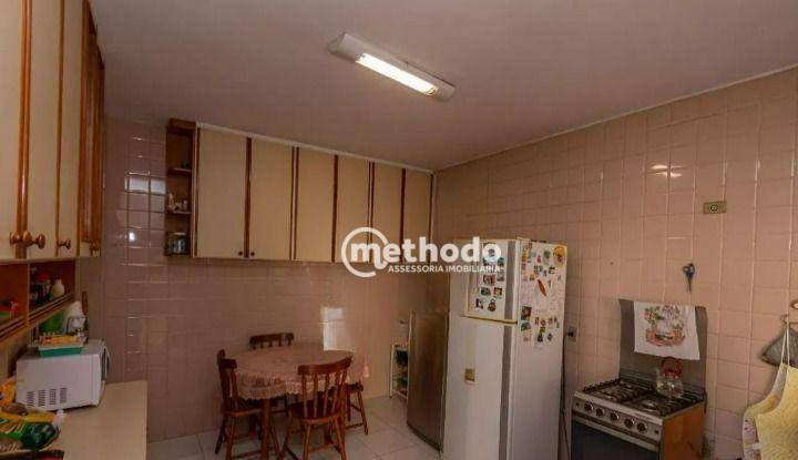 Casa à venda com 4 quartos, 220m² - Foto 16