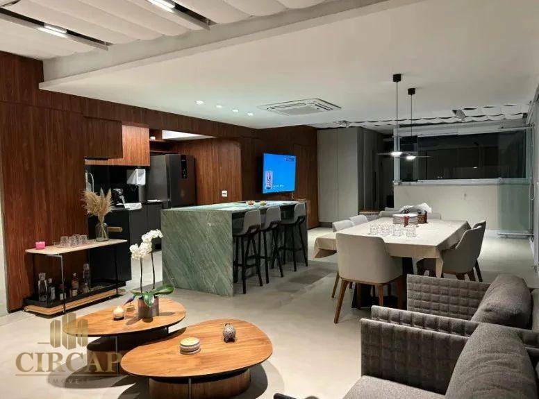 Cobertura à venda com 3 quartos, 230m² - Foto 2