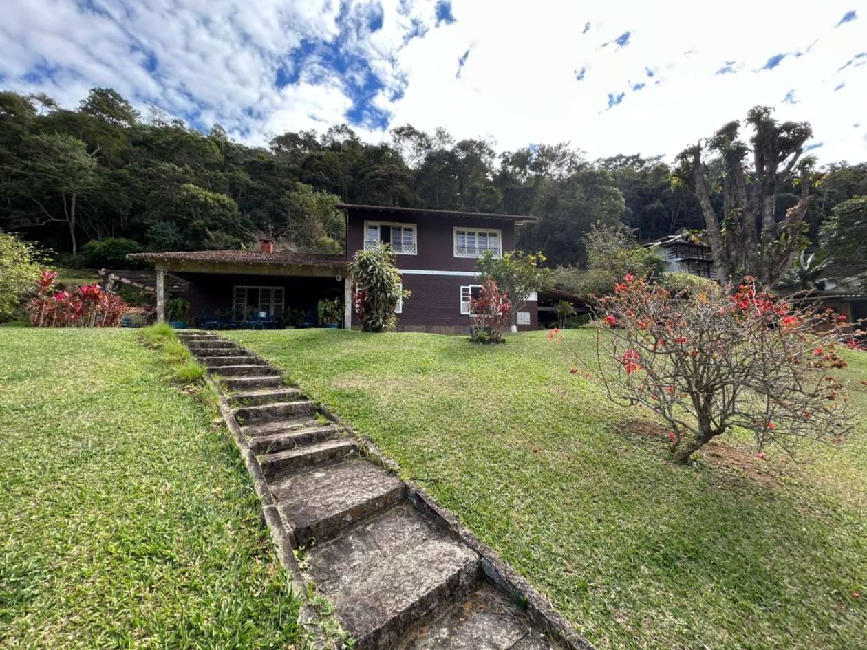 Casa à venda com 5 quartos, 350m² - Foto 6