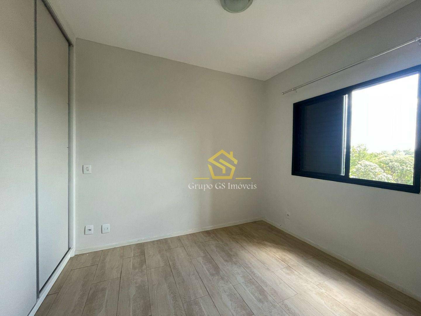 Apartamento para alugar com 2 quartos, 80m² - Foto 9