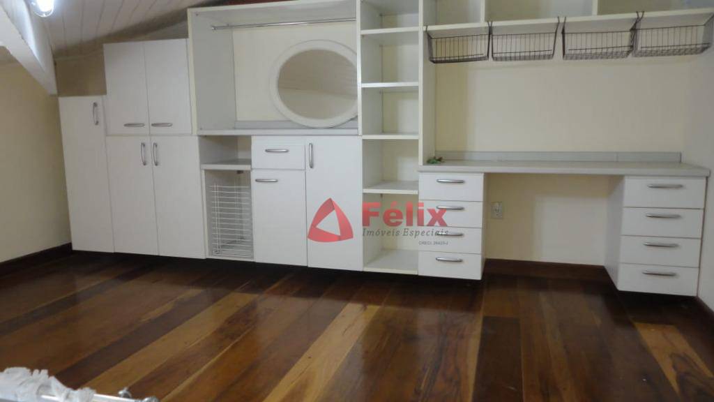 Cobertura à venda com 3 quartos, 200m² - Foto 5