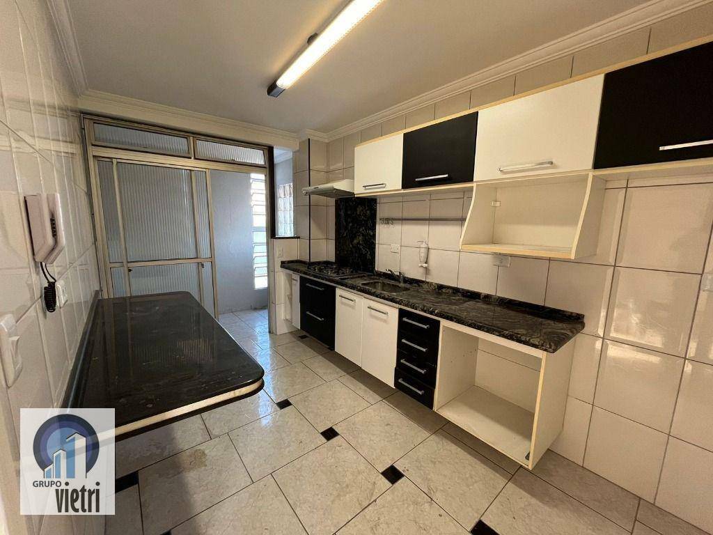 Apartamento para alugar com 2 quartos, 67m² - Foto 13