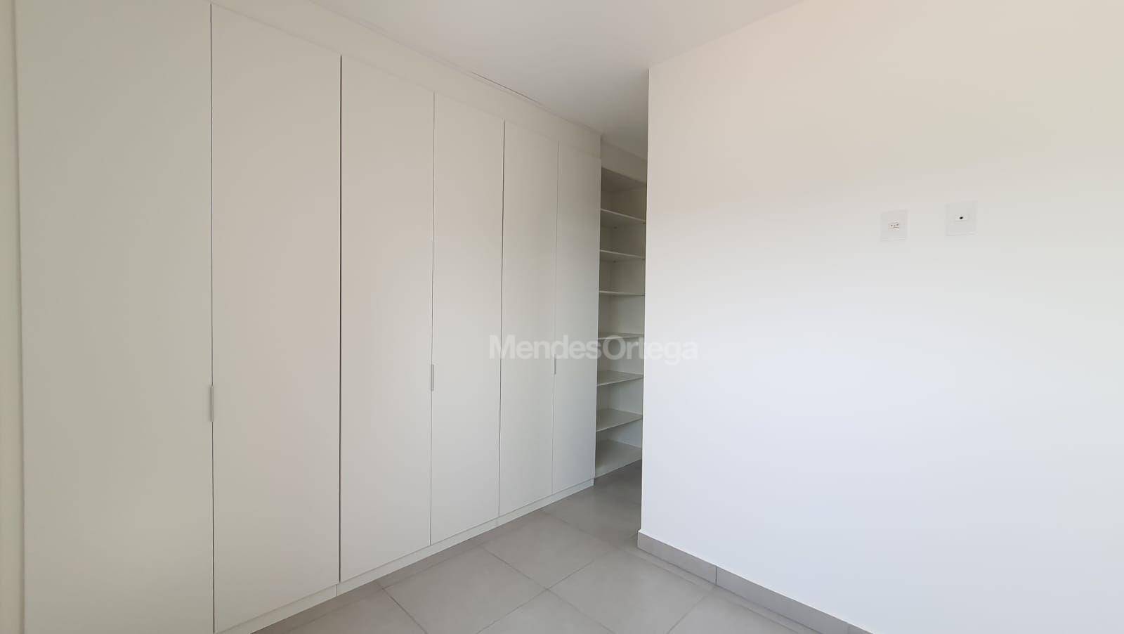 Apartamento para alugar com 2 quartos, 75m² - Foto 12