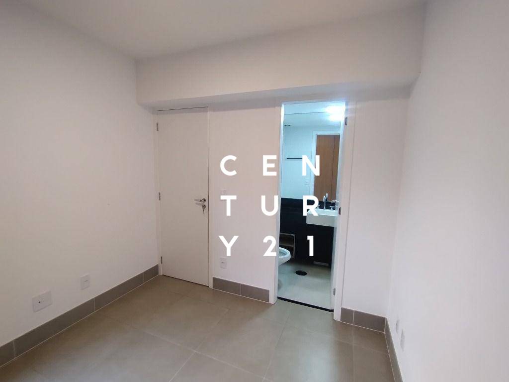 Apartamento para alugar com 3 quartos, 75m² - Foto 17
