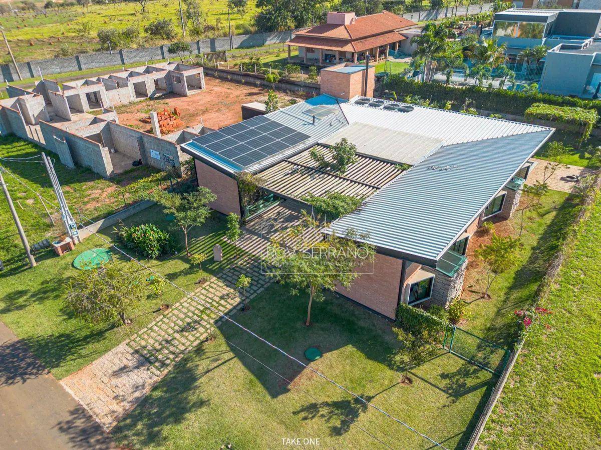 Casa de Condomínio, 4 quartos - Foto 1