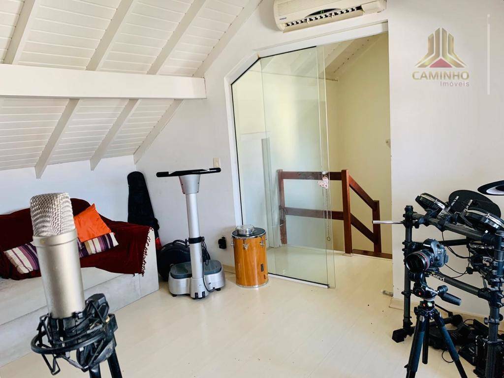 Casa à venda com 3 quartos, 170m² - Foto 15