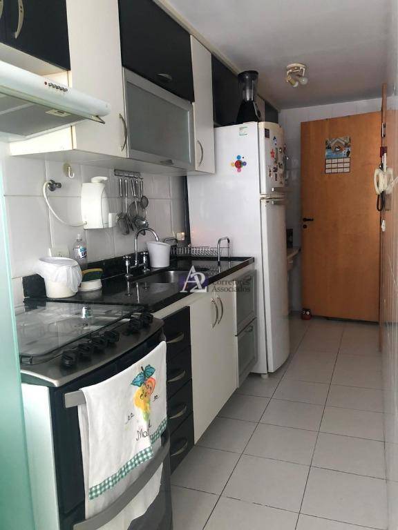 Apartamento à venda com 2 quartos, 67m² - Foto 14