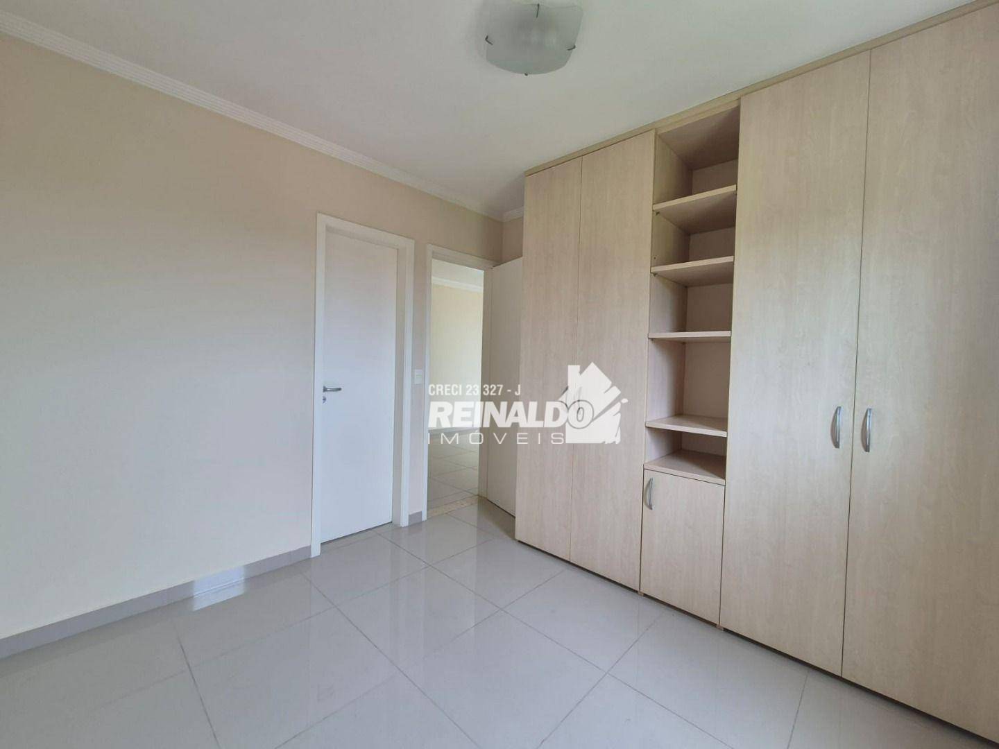 Apartamento à venda com 2 quartos, 61m² - Foto 10