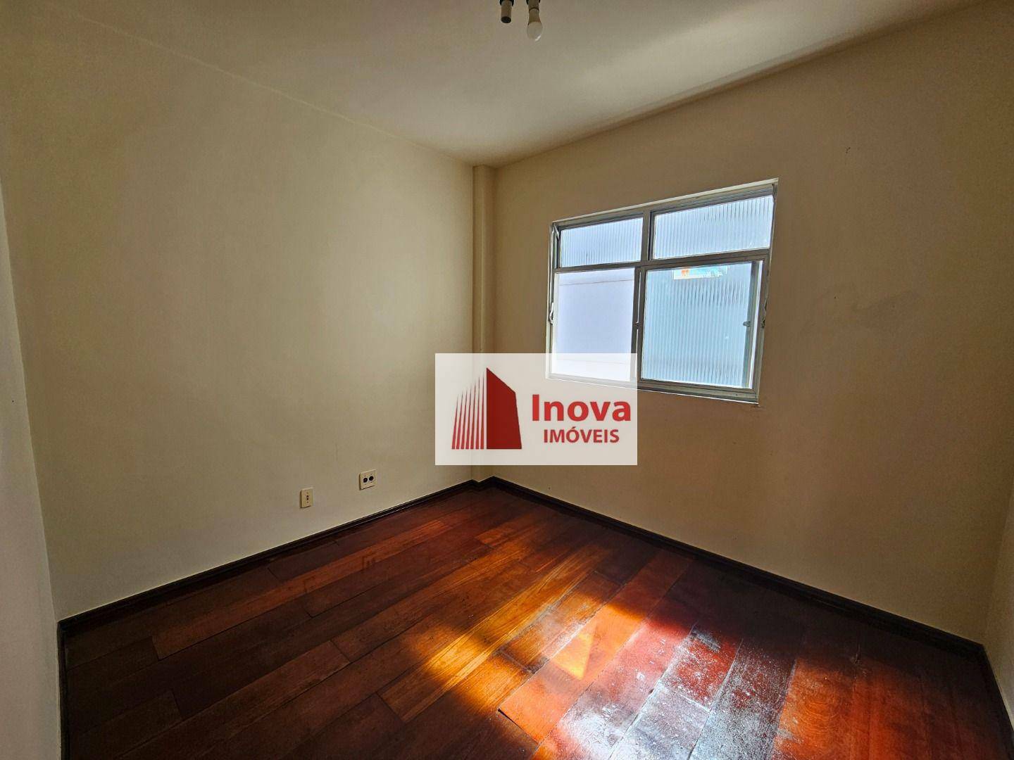 Apartamento para alugar com 2 quartos, 60m² - Foto 11