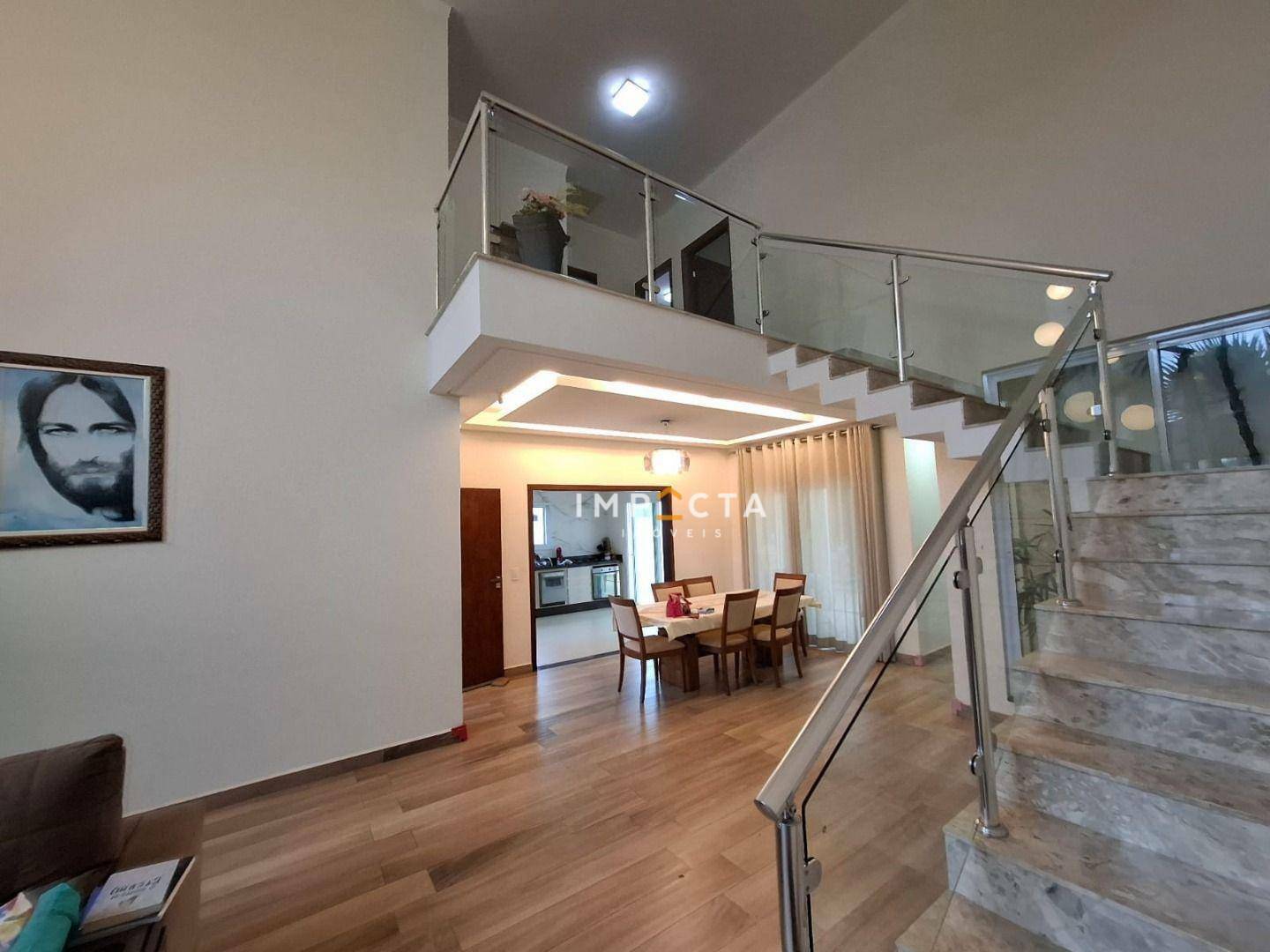 Casa à venda com 4 quartos, 244m² - Foto 17