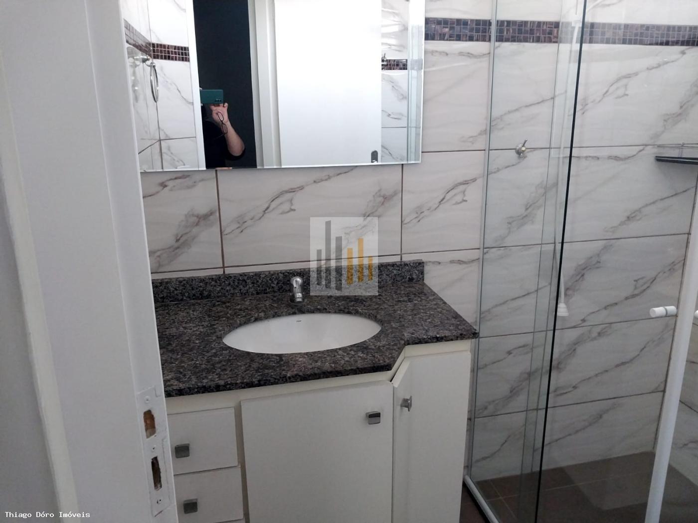 Apartamento para alugar com 2 quartos, 57m² - Foto 8