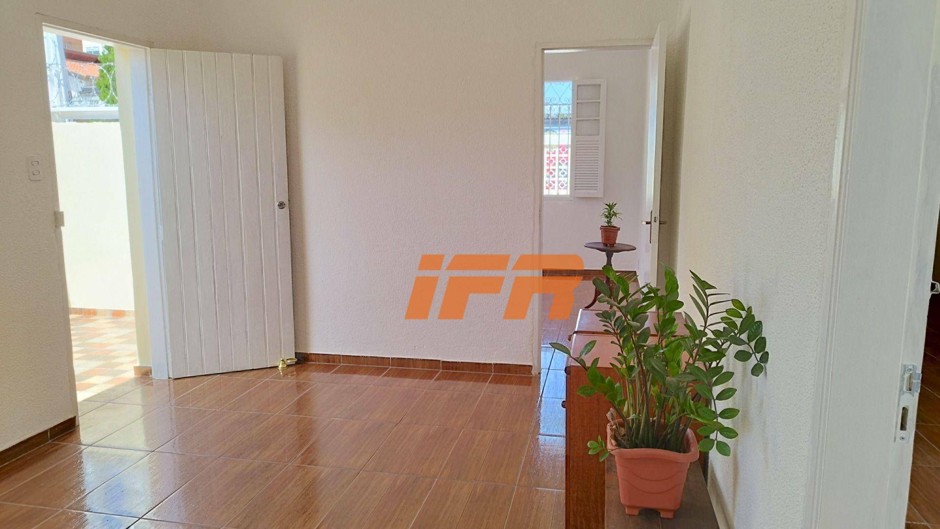 Casa à venda com 11 quartos, 190m² - Foto 7