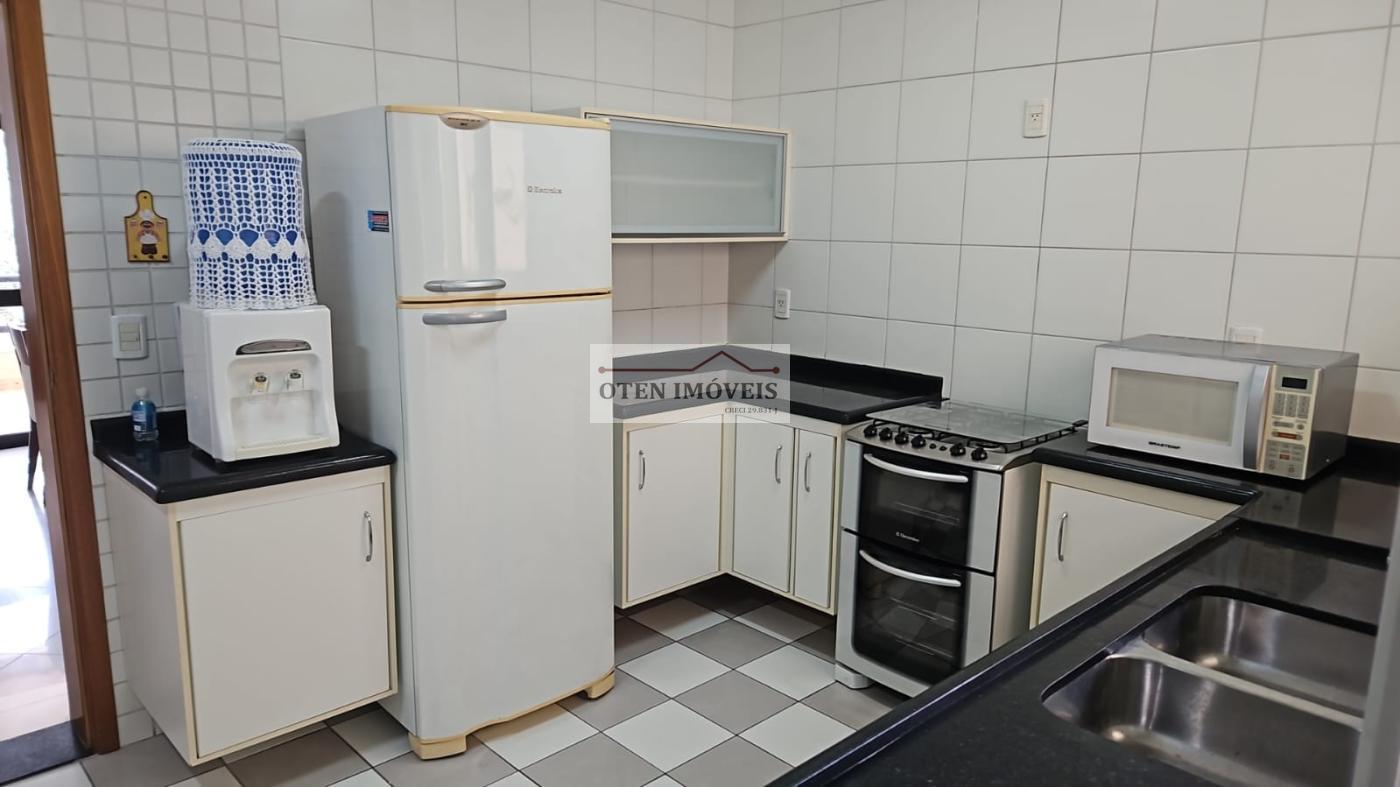 Apartamento à venda com 3 quartos, 125m² - Foto 4