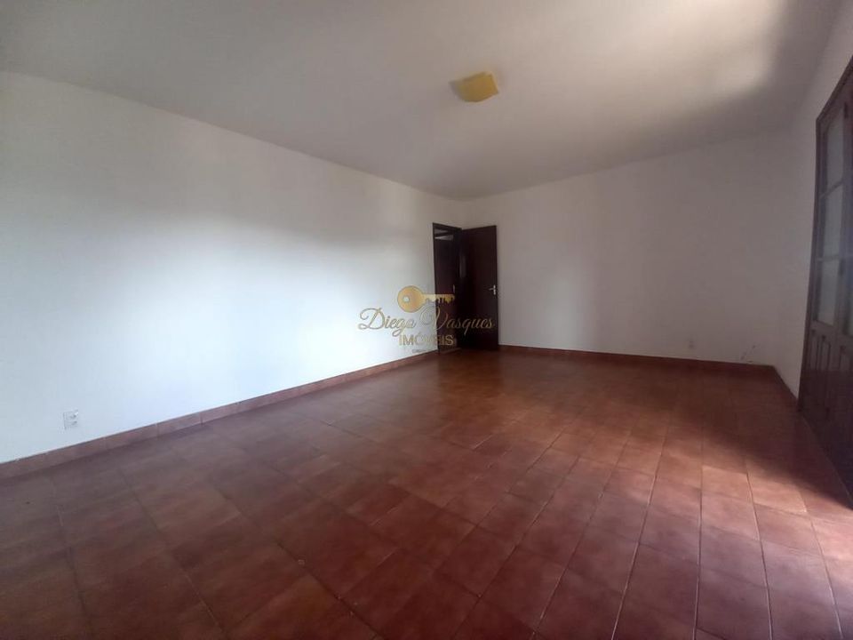 Casa à venda com 2 quartos, 1200m² - Foto 10