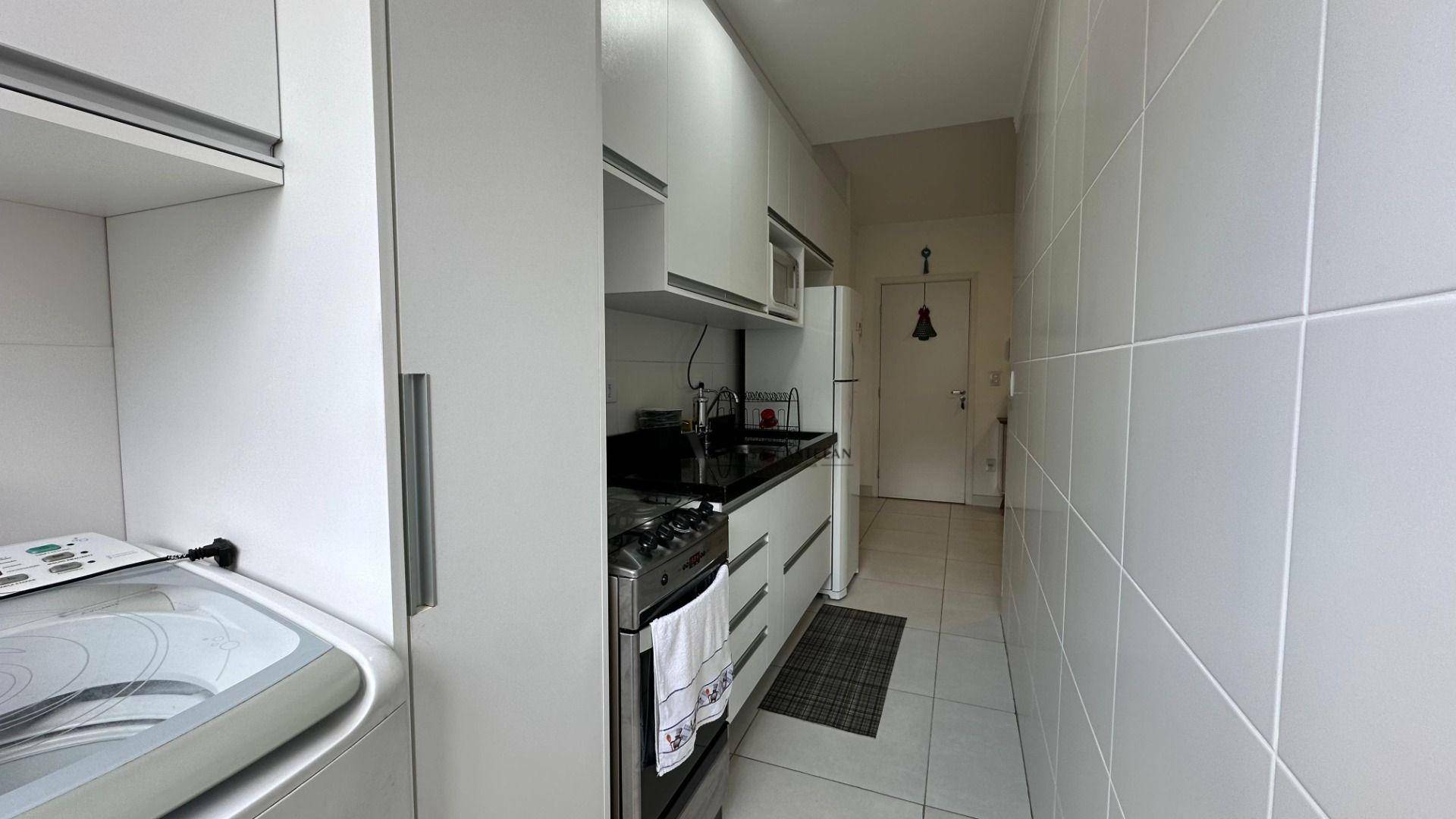 Apartamento à venda com 2 quartos, 67m² - Foto 15