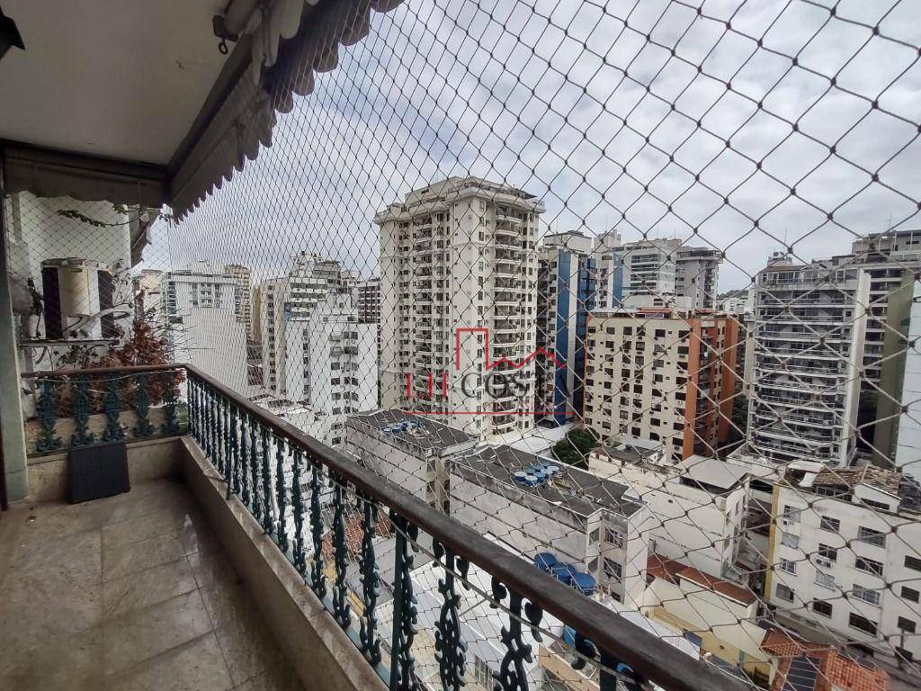 Apartamento à venda com 3 quartos, 140m² - Foto 3