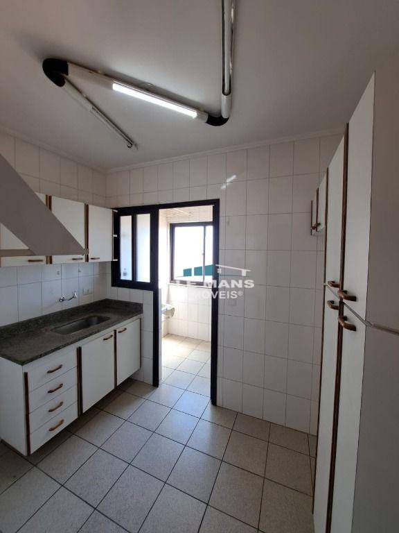 Apartamento à venda com 3 quartos, 75m² - Foto 2