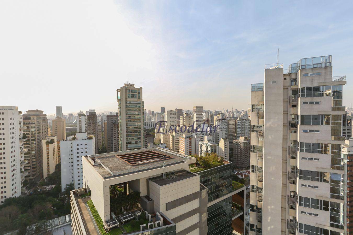 Apartamento à venda com 4 quartos, 268m² - Foto 9